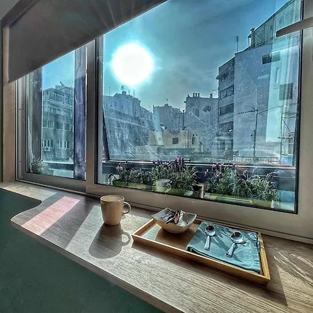 300 Steps Ladadika Appartement *